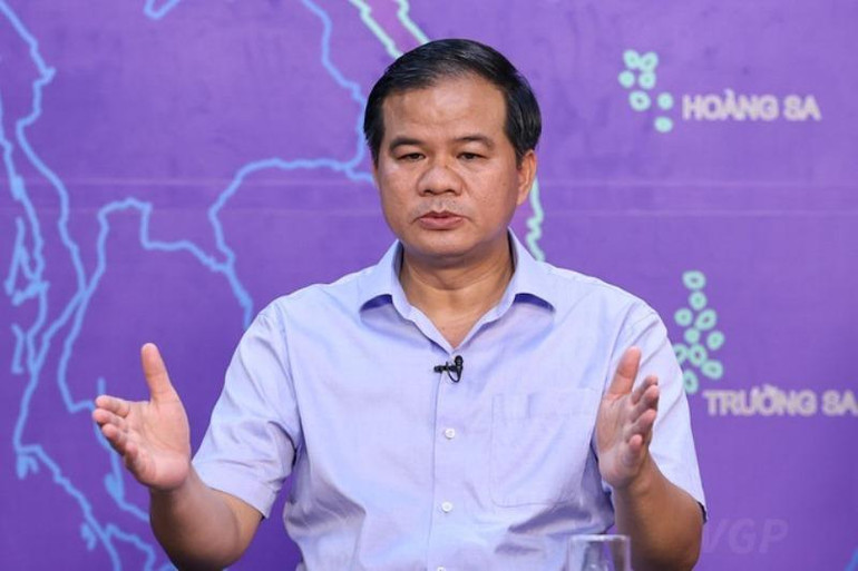 PGS, TS Đào Xuân Cơ, Giám đốc Bệnh viện Bạch Mai phát biểu tại tọa đàm.