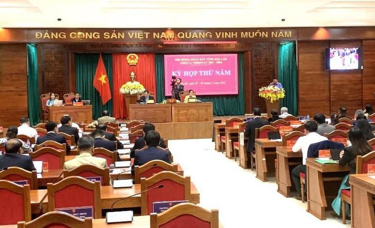 Toàn cảnh kỳ họp.