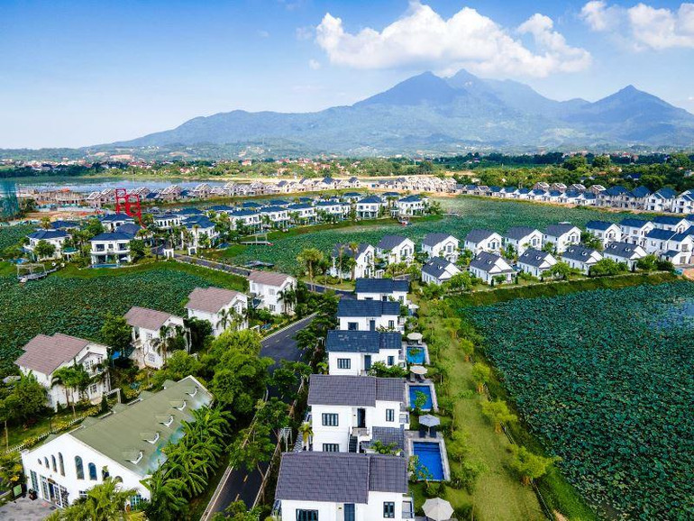 Khu du lịch sinh thái nghỉ dưỡng Vườn Vua là điểm nhấn du lịch của huyện Thanh Thủy.