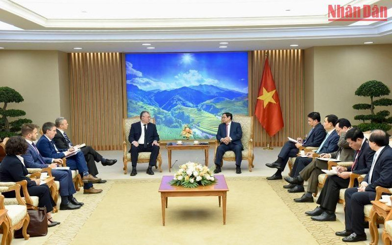 Quang cảnh buổi tiếp. Quang cảnh buổi tiếp.