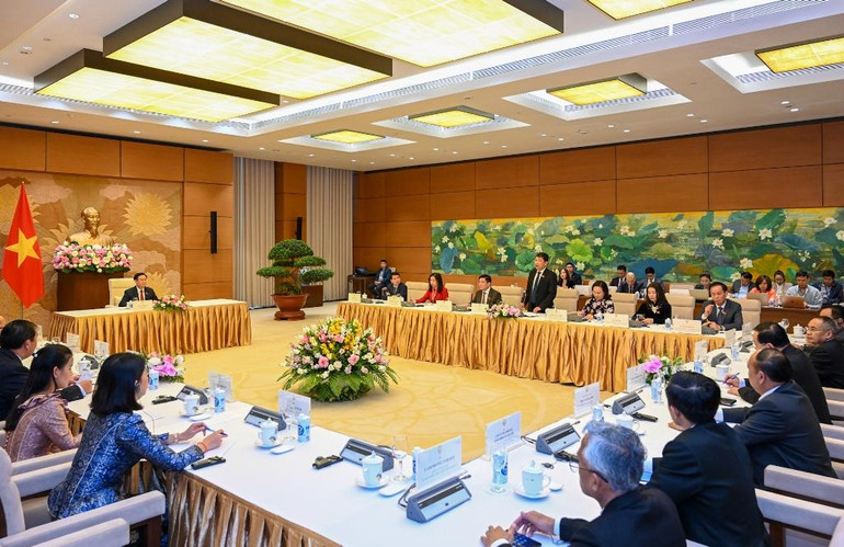 Quang cảnh buổi tiếp tại Nhà Quốc hội.