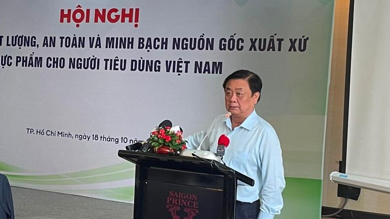 Bộ trưởng Nông nghiệp và Phát triển nông thôn Lê Minh Hoan phát biểu tại hội nghị.