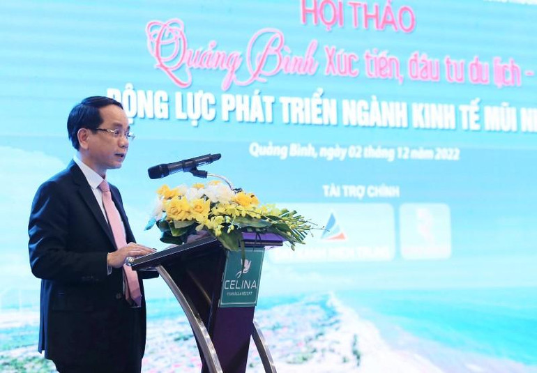 Phó Chủ tịch tỉnh Quảng Bình Phan Mạnh Hùng phát biểu tại Hội thảo.