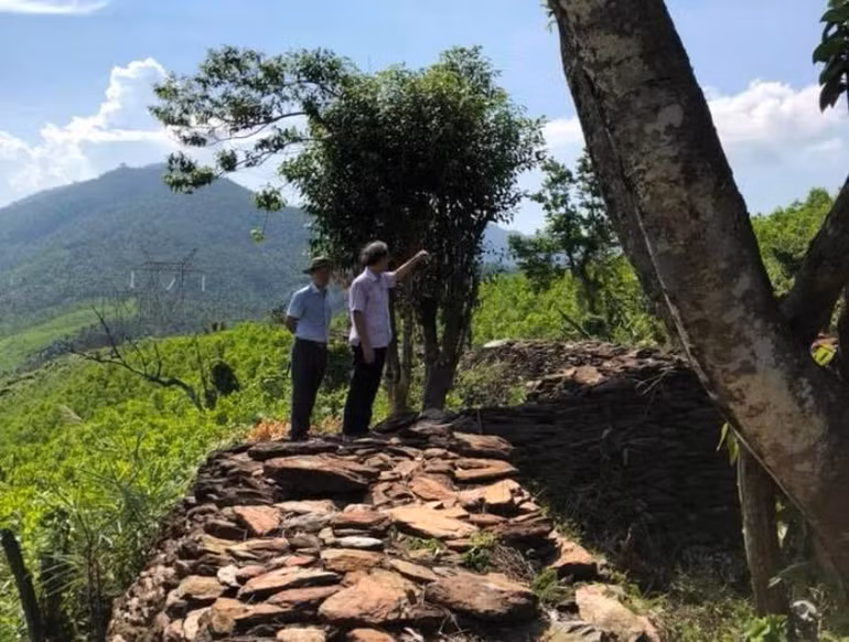 Di tích lịch sử lũy đá cổ Kỳ Anh “ngủ yên” bên dãy Hoành Sơn (Kỳ Anh, Hà Tĩnh).