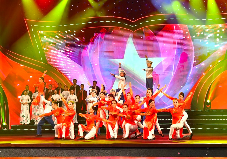 Chương trình biểu diễn nghệ thuật tại Hội nghị. Chương trình biểu diễn nghệ thuật tại Hội nghị.