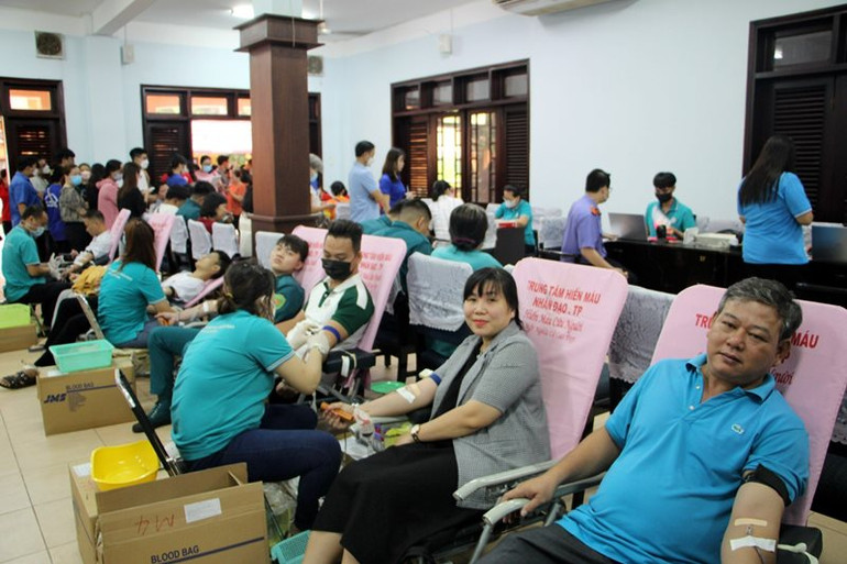 Hoạt động hiến máu tại hội nghị.