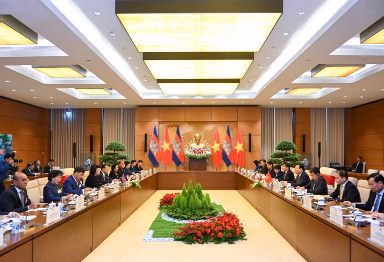 Quang cảnh buổi hội đàm tại Nhà Quốc hội.