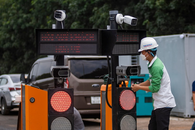 [Ảnh] Cao tốc Phan Thiết-Dầu Giây trước giờ thông xe ảnh 11