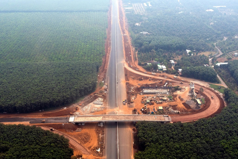 [Ảnh] Cao tốc Phan Thiết-Dầu Giây trước giờ thông xe ảnh 2