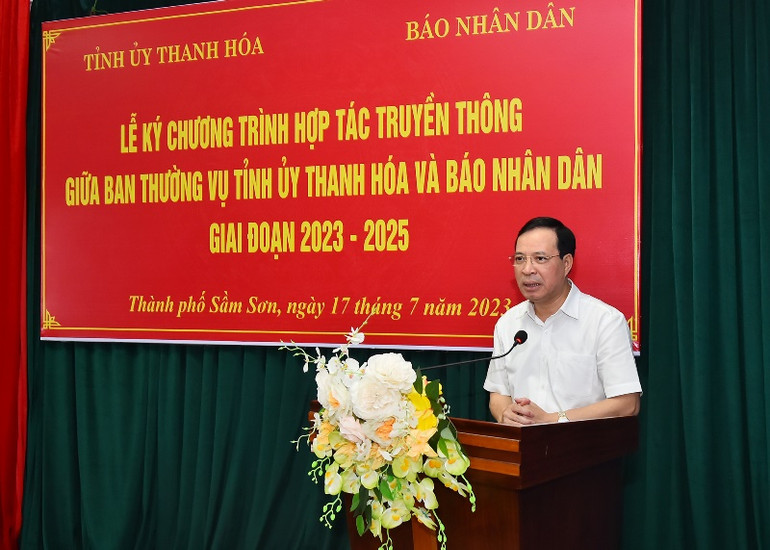 Phó Bí thư Thường trực Tỉnh ủy Thanh Hóa Lại Thế Nguyên phát biểu ý kiến tại buổi lễ. (Ảnh: Thủy Nguyên) Phó Bí thư Thường trực Tỉnh ủy Thanh Hóa Lại Thế Nguyên phát biểu ý kiến tại buổi lễ. (Ảnh: Thủy Nguyên)