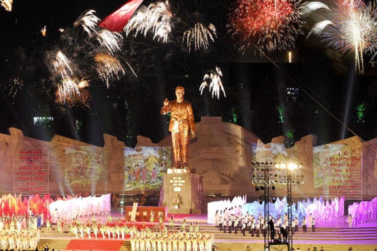 Quảng trường Đại Đoàn Kết là nơi tổ chức nhiều sự kiện chính trị, văn hóa quan trọng.