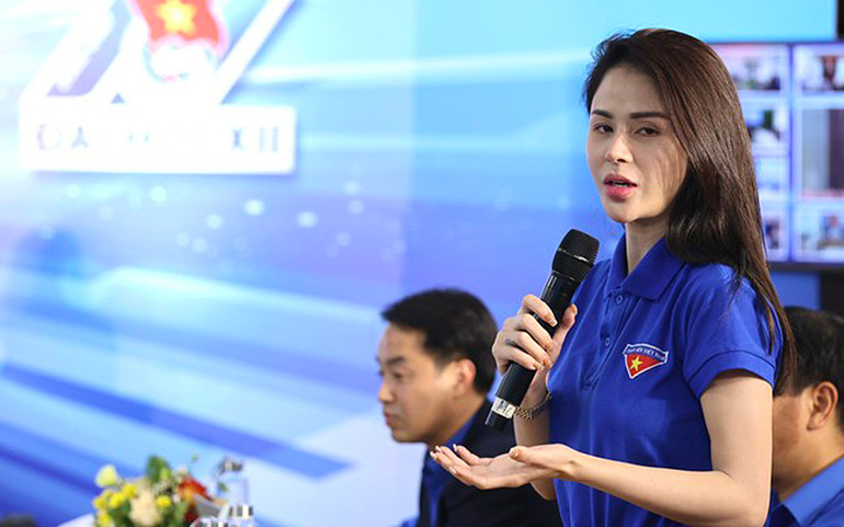 Diễn viên Lương Thu Trang nêu thực trạng về các sản phẩm văn hóa chưa được kiểm duyệt.