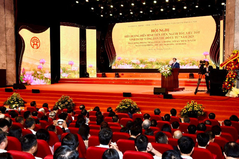 Quang cảnh hội nghị. Quang cảnh hội nghị.