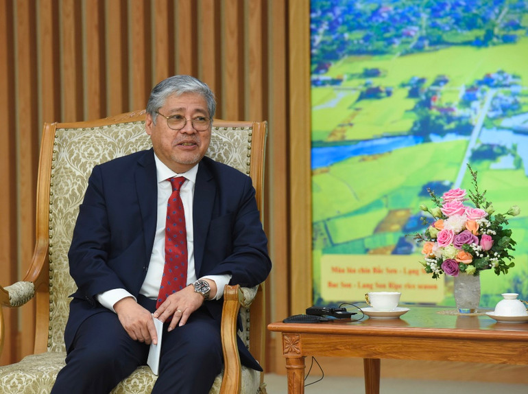 Bộ trưởng Ngoại giao Philippines Enrique Manalo.