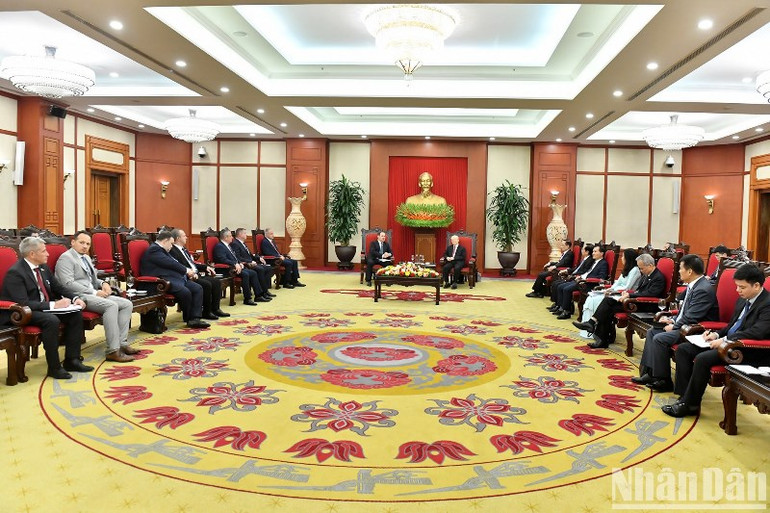 Quang cảnh buổi tiếp Thủ tướng Cộng hòa Belarus Roman Golovchenko tại Trụ sở Trung ương Đảng. (Ảnh: Đăng Khoa)