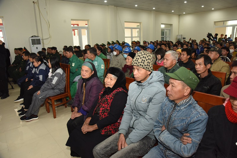 [Ảnh] Thủ tướng Phạm Minh Chính chúc Tết các đối tượng chính sách tỉnh Cao Bằng ảnh 5