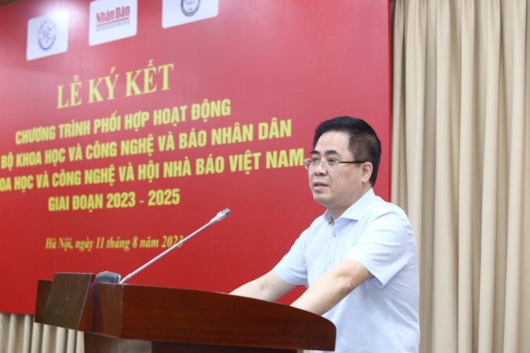 Thứ trưởng Khoa học và Công nghệ Nguyễn Hoàng Giang phát biểu tại buổi lễ.