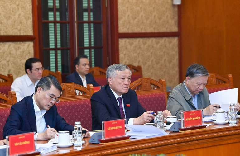 Các đại biểu dự cuộc họp. (Ảnh: DUY LINH)