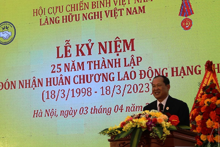 Thượng tướng Bế Xuân Trường phát biểu ý kiến tại buổi lễ.