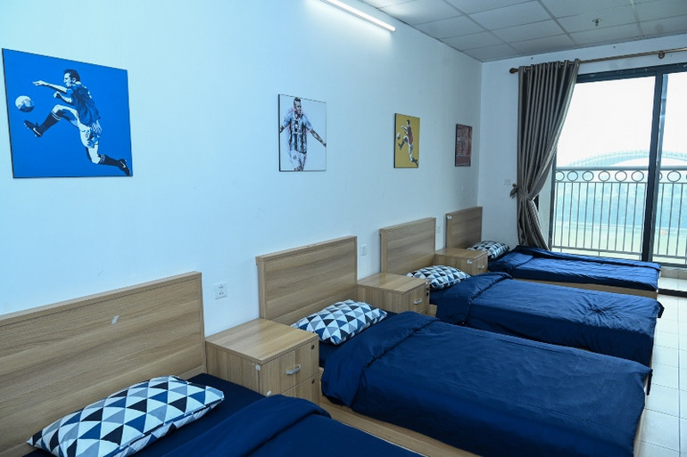 [Ảnh] Chủ tịch Quốc hội Vương Đình Huệ thăm Trung tâm đào tạo bóng đá trẻ PVF ảnh 3