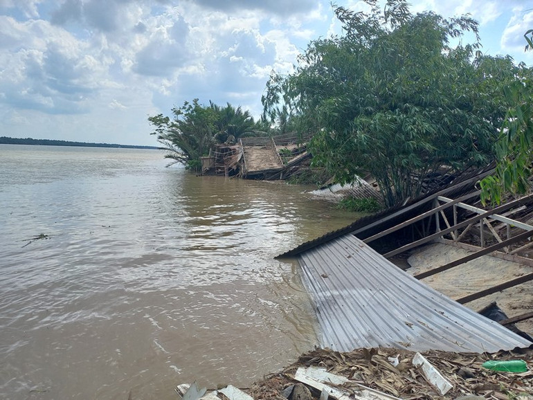 Thiệt hại ban đầu khoảng 5 tỷ đồng.