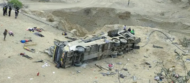 Hiện trường vụ tai nạn. (Nguồn: Yahoo)