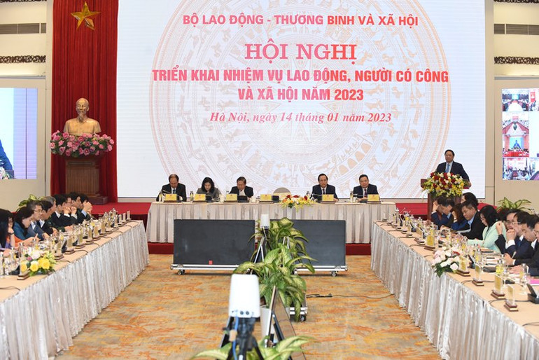 [Ảnh] Thủ tướng Phạm Minh Chính dự Hội nghị triển khai nhiệm vụ lao động, người có công và xã hội năm 2023 ảnh 11