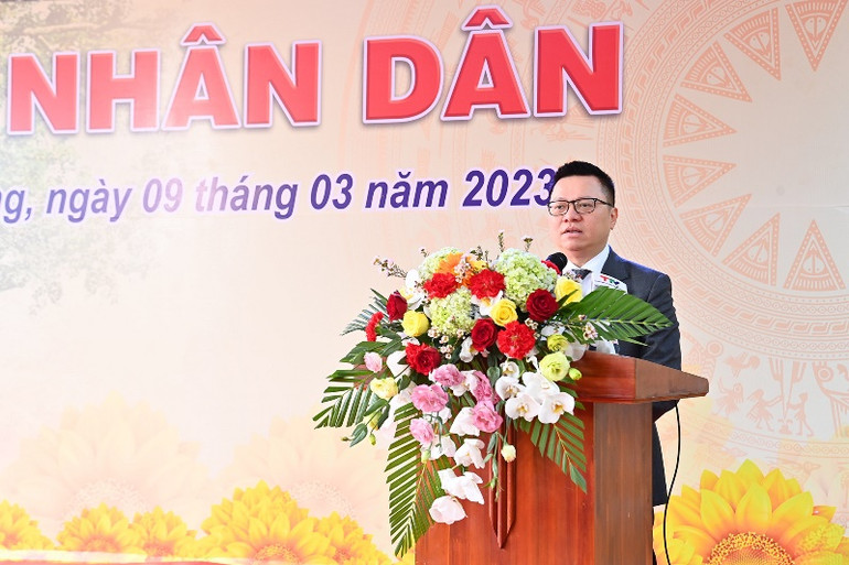 Đồng chí Lê Quốc Minh, Ủy viên Trung ương Đảng, Tổng Biên tập Báo Nhân Dân, Phó Trưởng Ban Tuyên giáo Trung ương, Chủ tịch Hội Nhà báo Việt Nam phát biểu tại buổi lễ. (Ảnh: THỦY NGUYÊN)