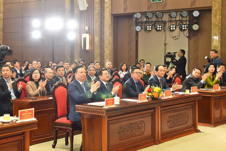 [Ảnh] Hà Nội vinh danh những tác phẩm báo chí xuất sắc về xây dựng Đảng và hệ thống chính trị ảnh 2