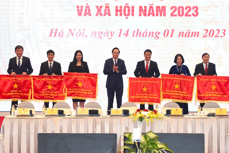 [Ảnh] Thủ tướng Phạm Minh Chính dự Hội nghị triển khai nhiệm vụ lao động, người có công và xã hội năm 2023 ảnh 9