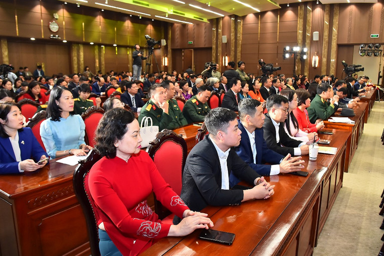 [Ảnh] Hà Nội vinh danh những tác phẩm báo chí xuất sắc về xây dựng Đảng và hệ thống chính trị ảnh 3