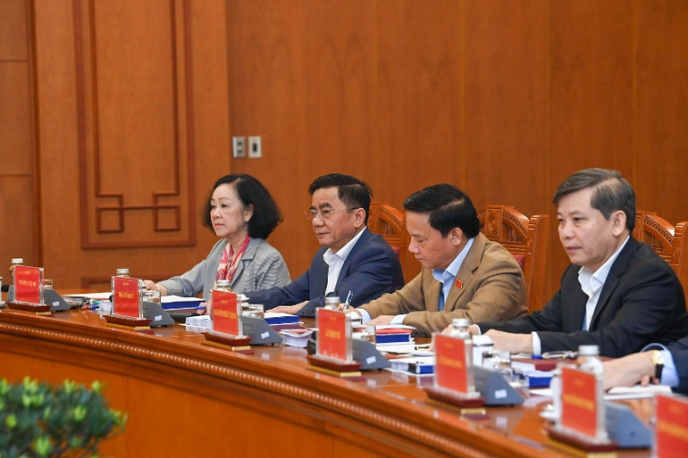 Các đại biểu dự cuộc họp. (Ảnh: DUY LINH)