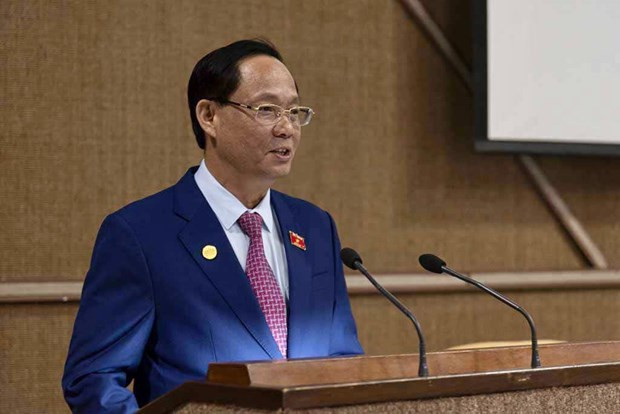 Ủy viên Trung ương Đảng, Phó Chủ tịch Quốc hội Việt Nam, Thượng tướng Trần Quang Phương phát biểu tại Tọa đàm “Vai trò của phụ nữ trong đời sống chính trị, kinh tế-xã hội của đất nước”. (Ảnh: Mai Phương/TTXVN tại La Habana)