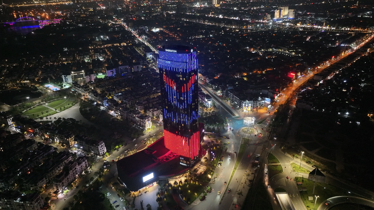 Hình ảnh thương hiệu Z15 Miracle được trình chiếu trên tòa nhà biểu tượng của thành phố Hải Phòng qua sự phối hợp giữa Z15 Miracle và Công ty cổ phần Vinpearl (thuộc tập đoàn Vingroup). Hình ảnh thương hiệu Z15 Miracle được trình chiếu trên tòa nhà biểu tượng của thành phố Hải Phòng qua sự phối hợp giữa Z15 Miracle và Công ty cổ phần Vinpearl (thuộc tập đoàn Vingroup).