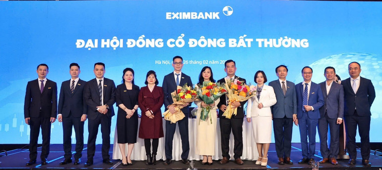 ĐHĐCĐ bất thường của Eximbank tổ chức thành công với tất cả các tờ trình được thông qua.
