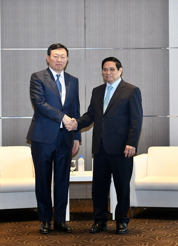 Thủ tướng Phạm Minh Chính tiếp ông Shin Dong-bin, Chủ tịch Tập đoàn Lotte.