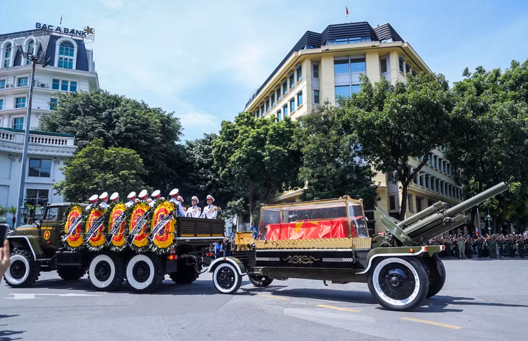 Toàn cảnh Lễ truy điệu và Lễ an táng Tổng Bí thư Nguyễn Phú Trọng ảnh 59 Toàn cảnh Lễ truy điệu và Lễ an táng Tổng Bí thư Nguyễn Phú Trọng ảnh 59