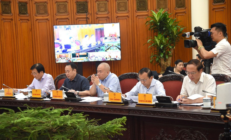 Đại diện các ngành tham dự cuộc họp.