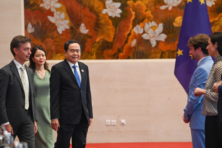 Chủ tịch Quốc hội Trần Thanh Mẫn dự cuộc tiếp Đại sứ EU và Đại sứ, Đại biện các nước thành viên EU.