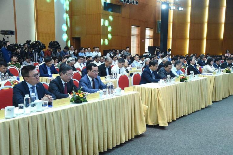 [Ảnh] Thủ tướng dự Lễ chào mừng Ngày Khoa học và Công nghệ Việt Nam ảnh 13