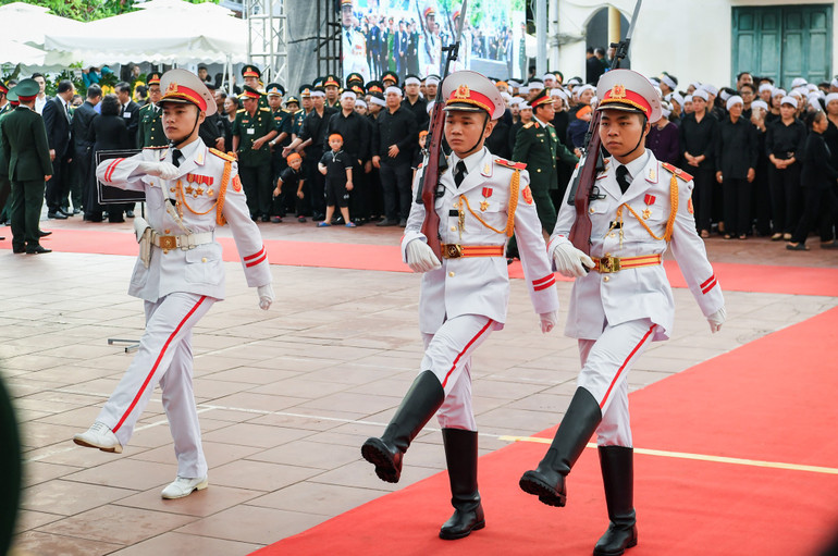 Toàn cảnh Lễ viếng Tổng Bí thư Nguyễn Phú Trọng: Trang nghiêm và xúc động ảnh 35