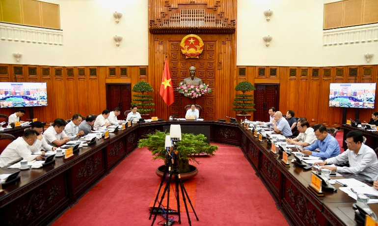 Quang cảnh cuộc họp.