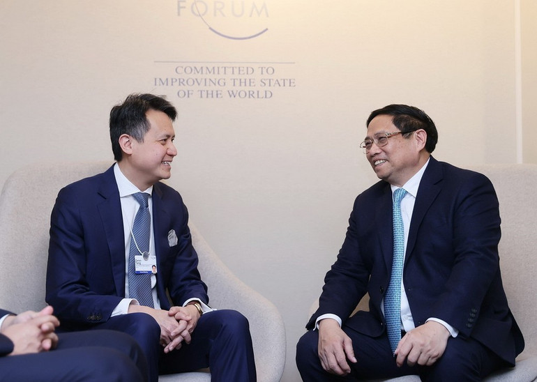 Thủ tướng Phạm Minh Chính gặp Tổng Giám đốc Tổ chức Sở hữu Trí tuệ (WIPO) Daren Tang. (Ảnh: Dương Giang/TTXVN)