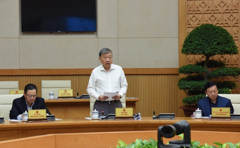 Đại tướng, Bộ trưởng Công an Tô Lâm phát biểu tại phiên họp.