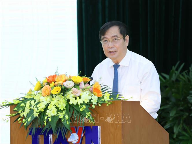 Đồng chí Phan Xuân Thủy, Phó Trưởng Ban Tuyên giáo Trung ương phát biểu tại hội nghị. Ảnh: Phương Hoa/TTXVN.