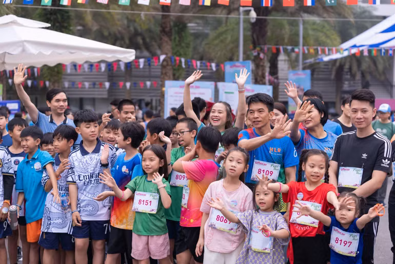 Những nụ cười rạng ngời tại Lễ hội Hạnh phúc TH School 2024.