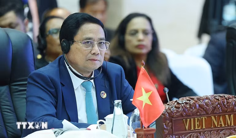 Thủ tướng Phạm Minh Chính phát biểu tại Hội nghị Cấp cao đặc biệt ASEAN - Canada về Thúc đẩy Kết nối và Tự cường. (Ảnh: Dương Giang/TTXVN) Thủ tướng Phạm Minh Chính phát biểu tại Hội nghị Cấp cao đặc biệt ASEAN - Canada về Thúc đẩy Kết nối và Tự cường. (Ảnh: Dương Giang/TTXVN)