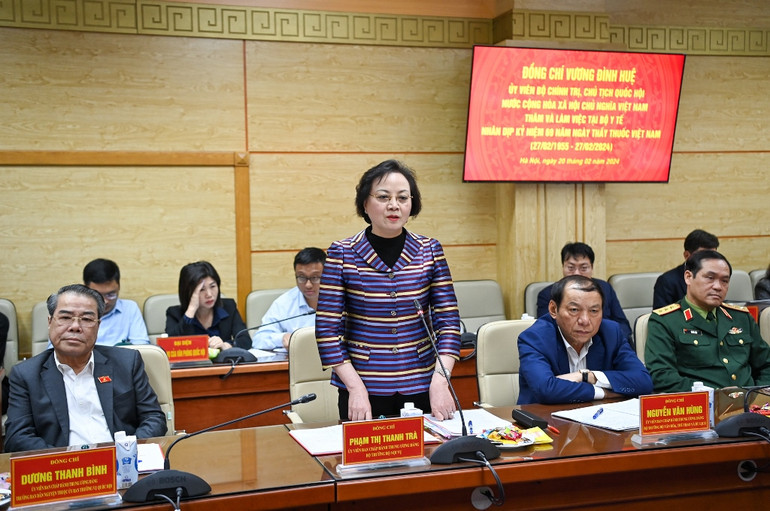 Bộ trưởng Nội vụ Phạm Thị Thanh Trà phát biểu tại cuộc làm việc.