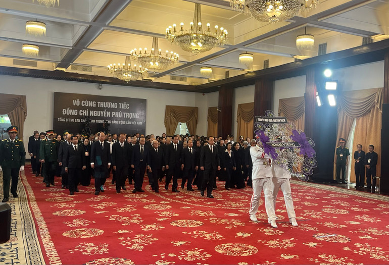 Toàn cảnh Lễ viếng Tổng Bí thư Nguyễn Phú Trọng: Trang nghiêm và xúc động ảnh 89