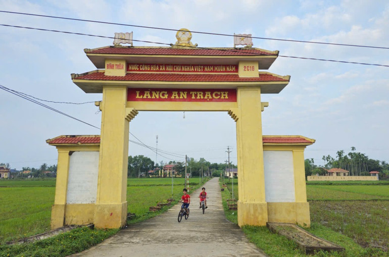 Phong cảnh bình yên một làng nông thôn mới nâng cao ở xã Triệu Trạch. Phong cảnh bình yên một làng nông thôn mới nâng cao ở xã Triệu Trạch.